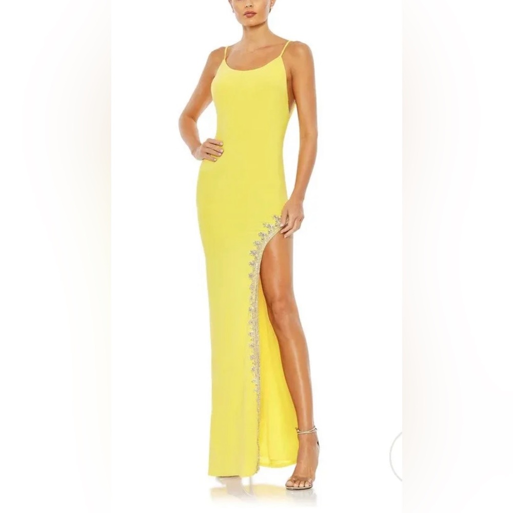 Mac Duggal Yellow rhinestone encrusted side slit formal gown size 4. Retails 398